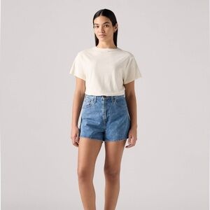 Levi's Women's High Waisted Mom Shorts Size 26